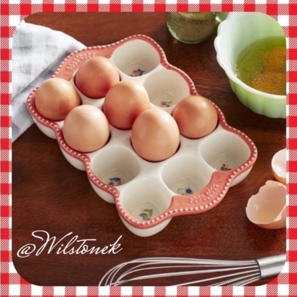 The Pioneer Woman Blooming Bouquet Stoneware Egg Holder:Holds up to 12 eggs